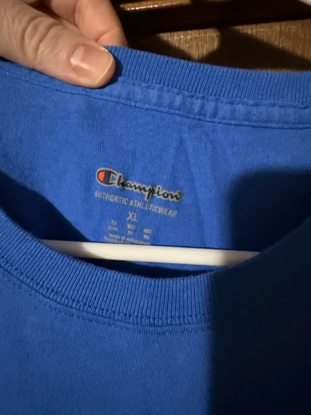 Champion Royal Blue Avatar-Themed Graphic Tee - Picture 2 of 3